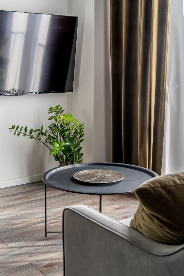 Cosy Studio Apartment In Ridzenes Residence Riga Esterno foto