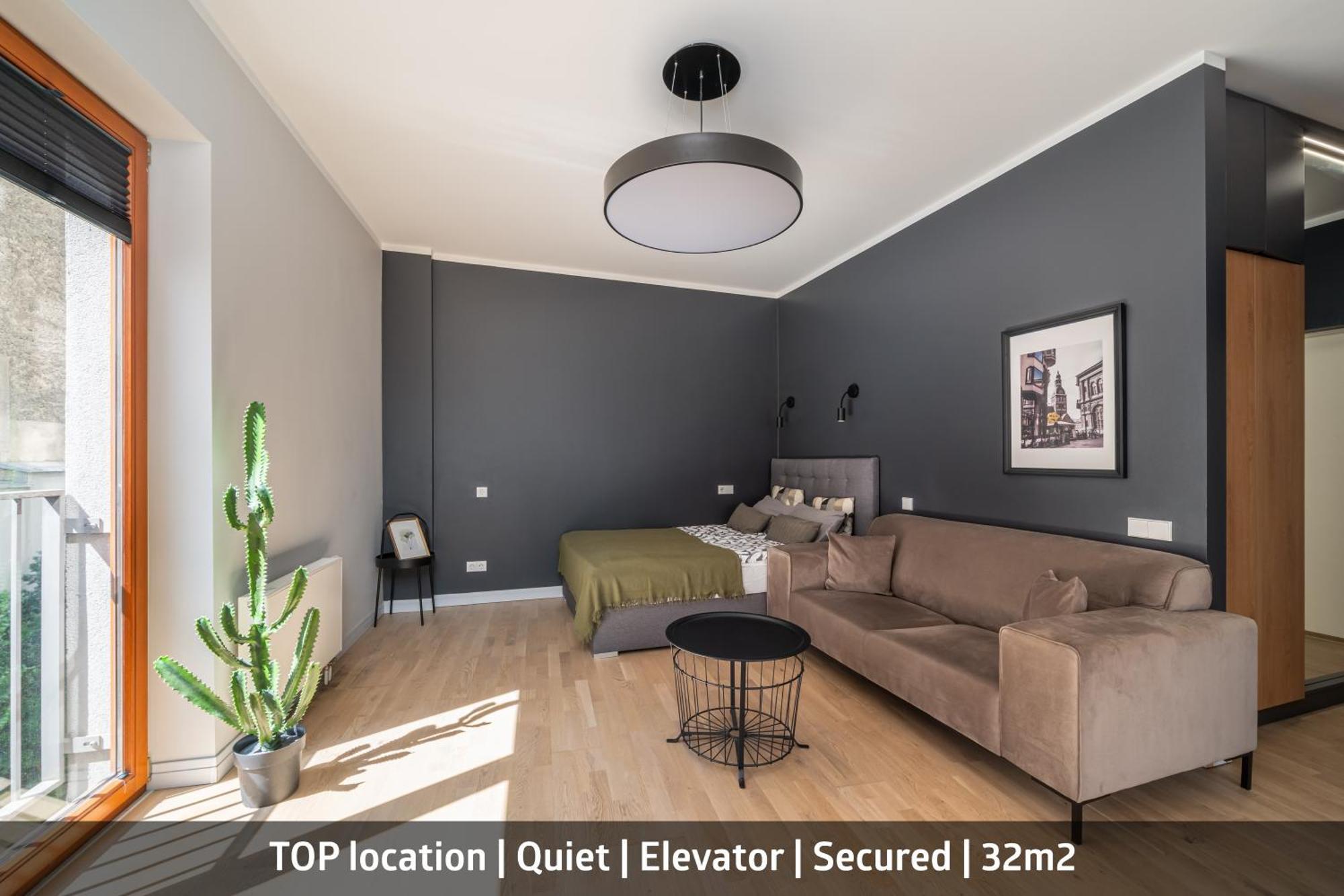 Cosy Studio Apartment In Ridzenes Residence Riga Esterno foto