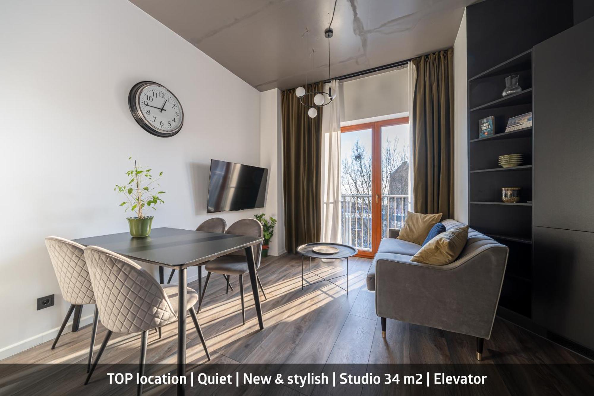 Cosy Studio Apartment In Ridzenes Residence Riga Esterno foto